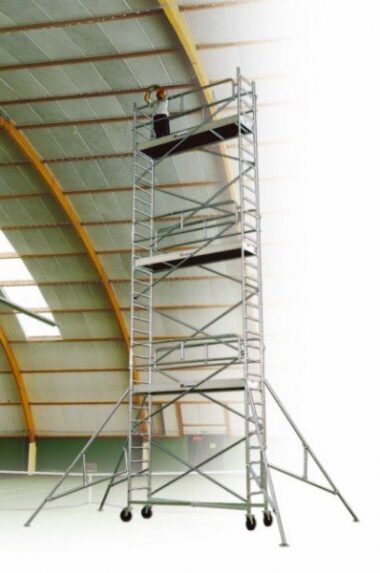 Acheter à prix cassé un échafaudage roulant Generis 950 en acier de Tubesca-Comabi - Disponible à la vente