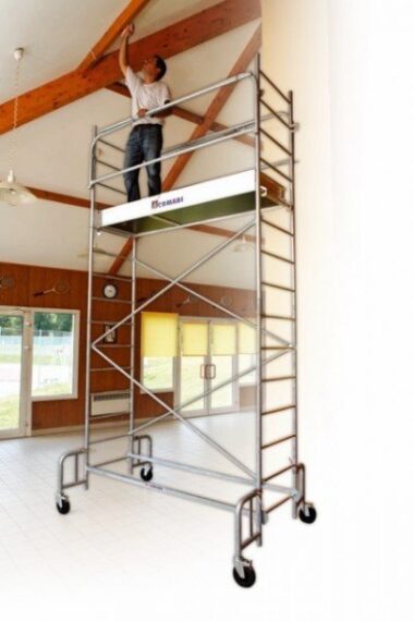 ÉCHAFAUDAGE ROULANT JUNIOR 200 TUBESCA-COMABI ACIER DISPONIBLE A LA VENTE