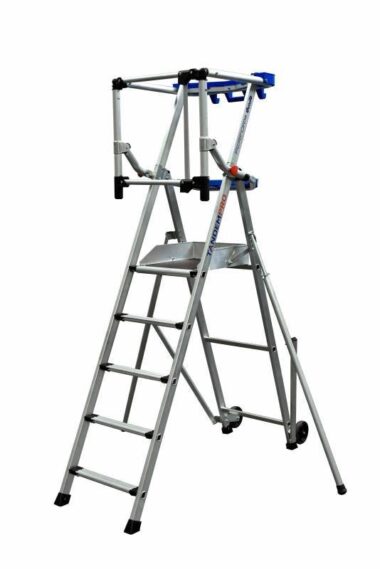 Plateforme individuelle roulante F5, F6, F7 PERFORM en aluminium de la marque DUARIB, positionnée à Vitrolles