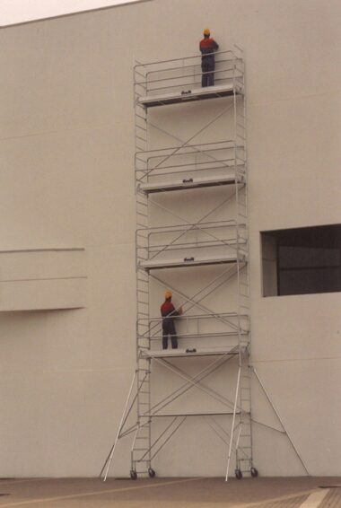 ECHAFAUDAGE ROULANT ACIER DUARIB SERIE 6 LE PLUS HAUT DE NOTRE GAMME