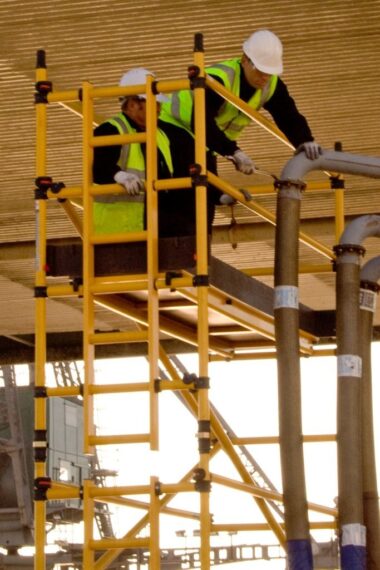 ECHAFAUDAGE ROULANT FIBRE BOSS ZONE ONE YOUNGMAN 0.85 x 2.50m jusqu'à 12.2m plancher