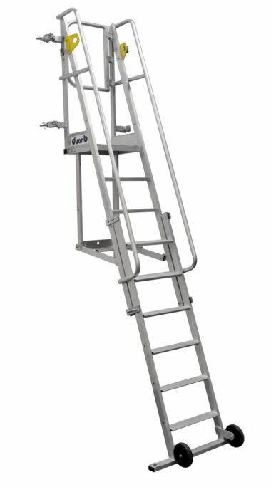 Accès sur dalle avec portillon aluminium Duarib en parfaite sécurité grutable échelle à marche