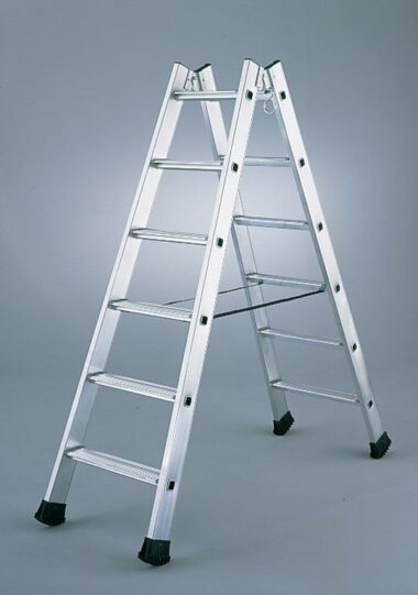 ECHELLE DOUBLE ÉVASÉE TUBESCA-COMABI ALUMINIUM