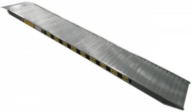 JE CHERCHE DES RAMPES DE GRANDE LARGEUR POUR MON QUAD